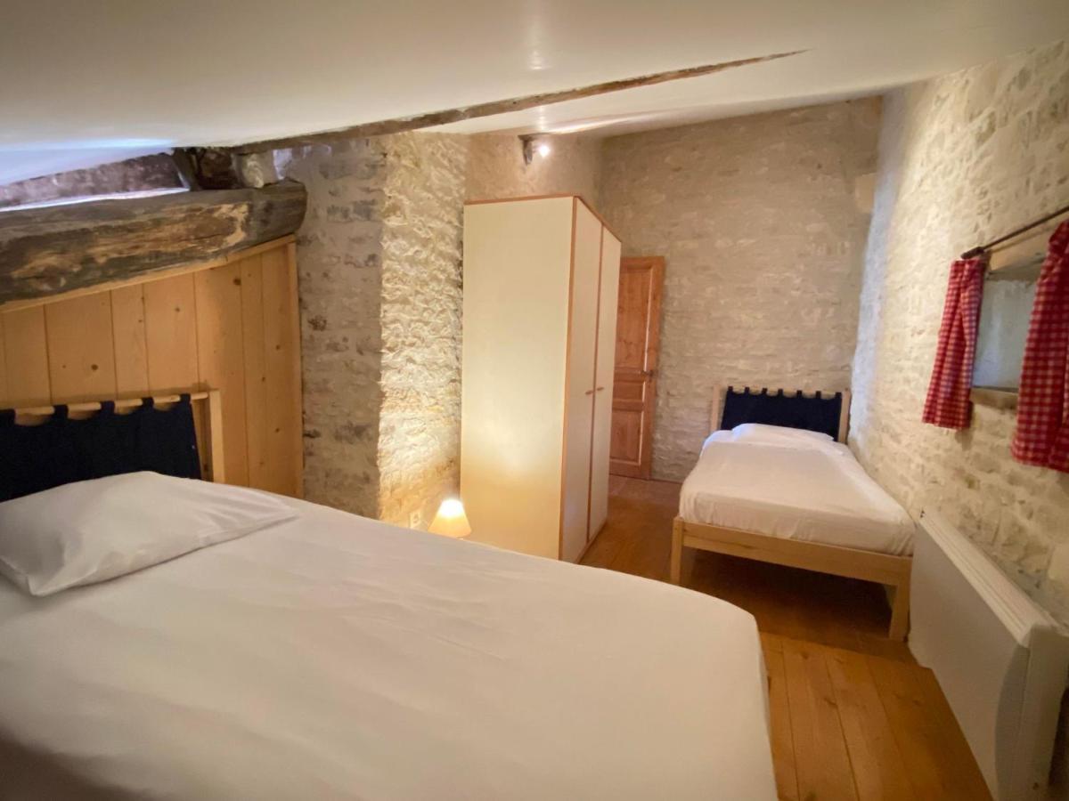 多马恩拉莱尼 - Spa旅馆 Asnières-la-Giraud 外观 照片