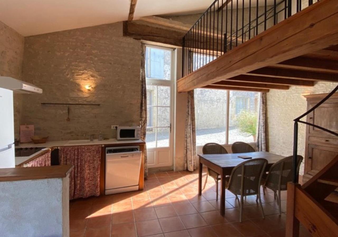 多马恩拉莱尼 - Spa旅馆 Asnières-la-Giraud 外观 照片