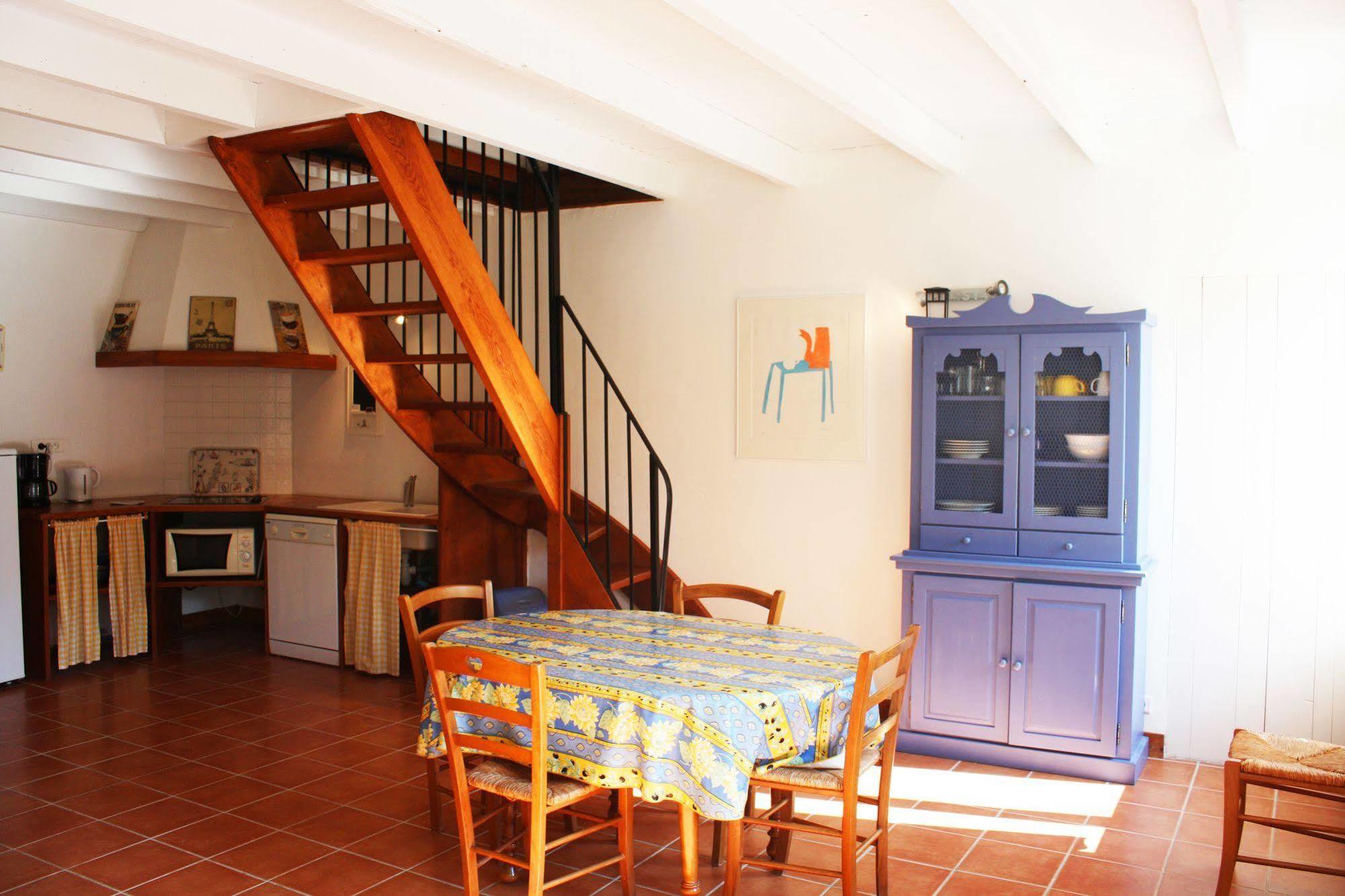 多马恩拉莱尼 - Spa旅馆 Asnières-la-Giraud 外观 照片
